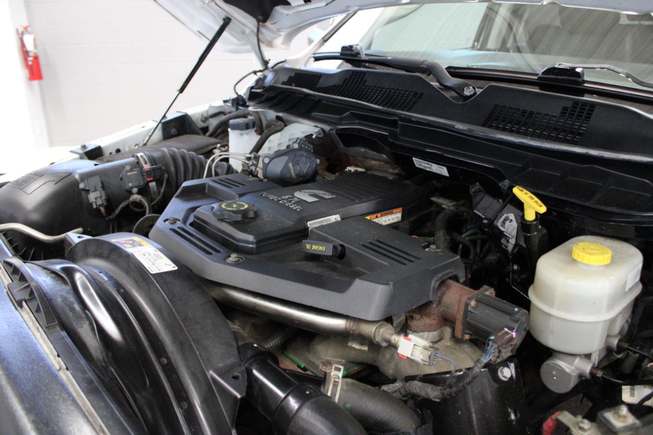 Used 2014 RAM 3500 Laramie w/ Convenience Group image 25