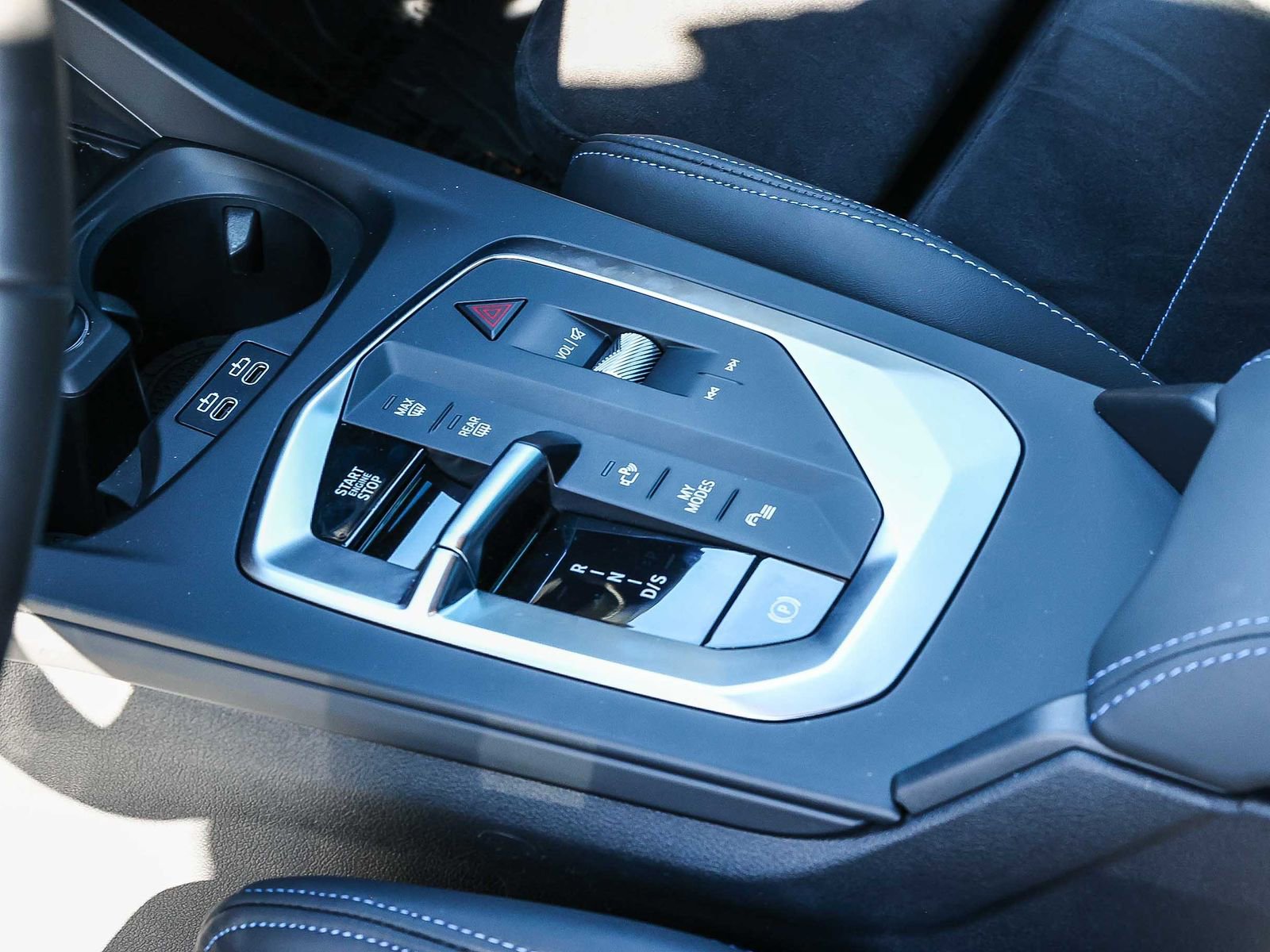 Used 2025 BMW M235i xDrive w/ Premium Package image 22