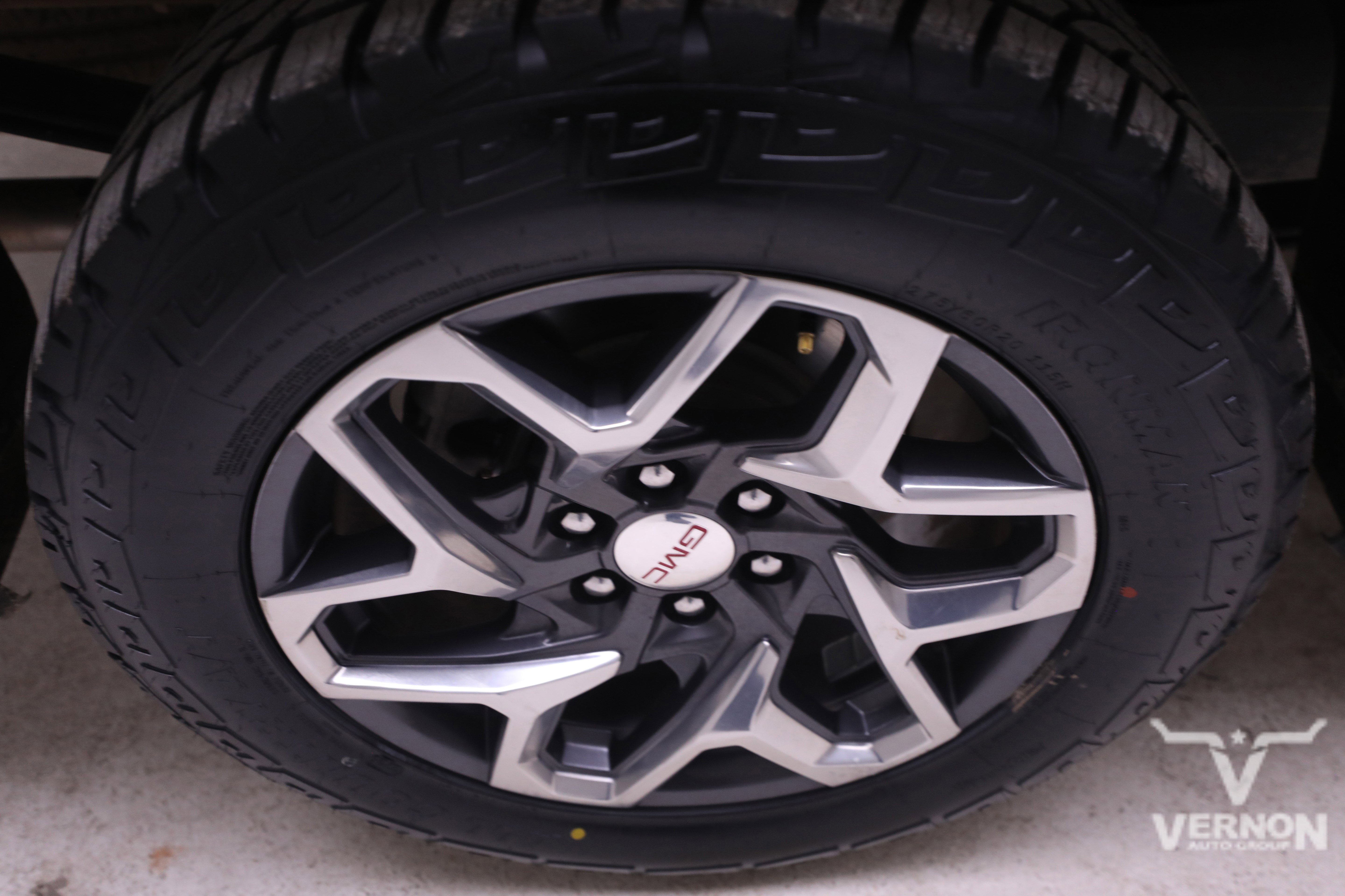 Used 2023 GMC Sierra 1500 SLT w/ SLT Premium Package image 34