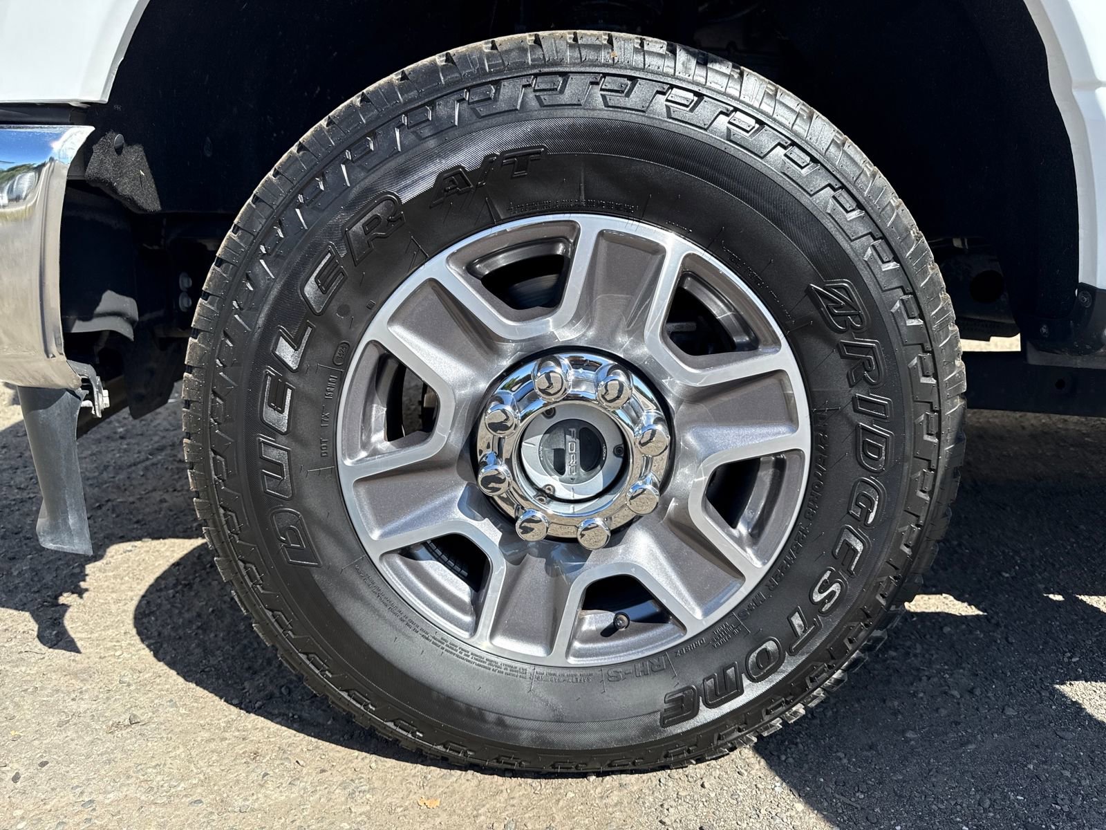 Used 2024 Ford F250 Lariat w/ FX4 Off-Road Package AWD/4WD image 27