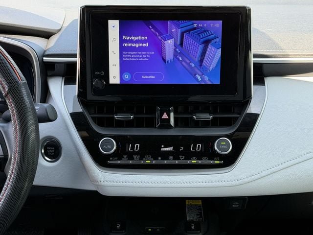 Used 2025 Toyota Corolla XSE FWD image 17