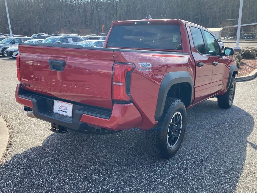 Used 2025 Toyota Tacoma TRD Off-Road image 15