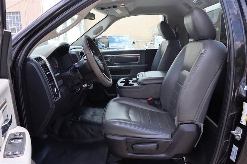 Used 2017 RAM 2500 Tradesman w/ Power & Remote Entry Group RWD image 16