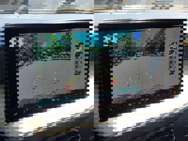 New 2025 Ford Maverick Lariat image 23