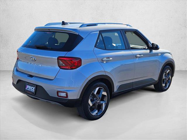 Used 2022 Hyundai Venue SEL w/ Cargo Package image 5