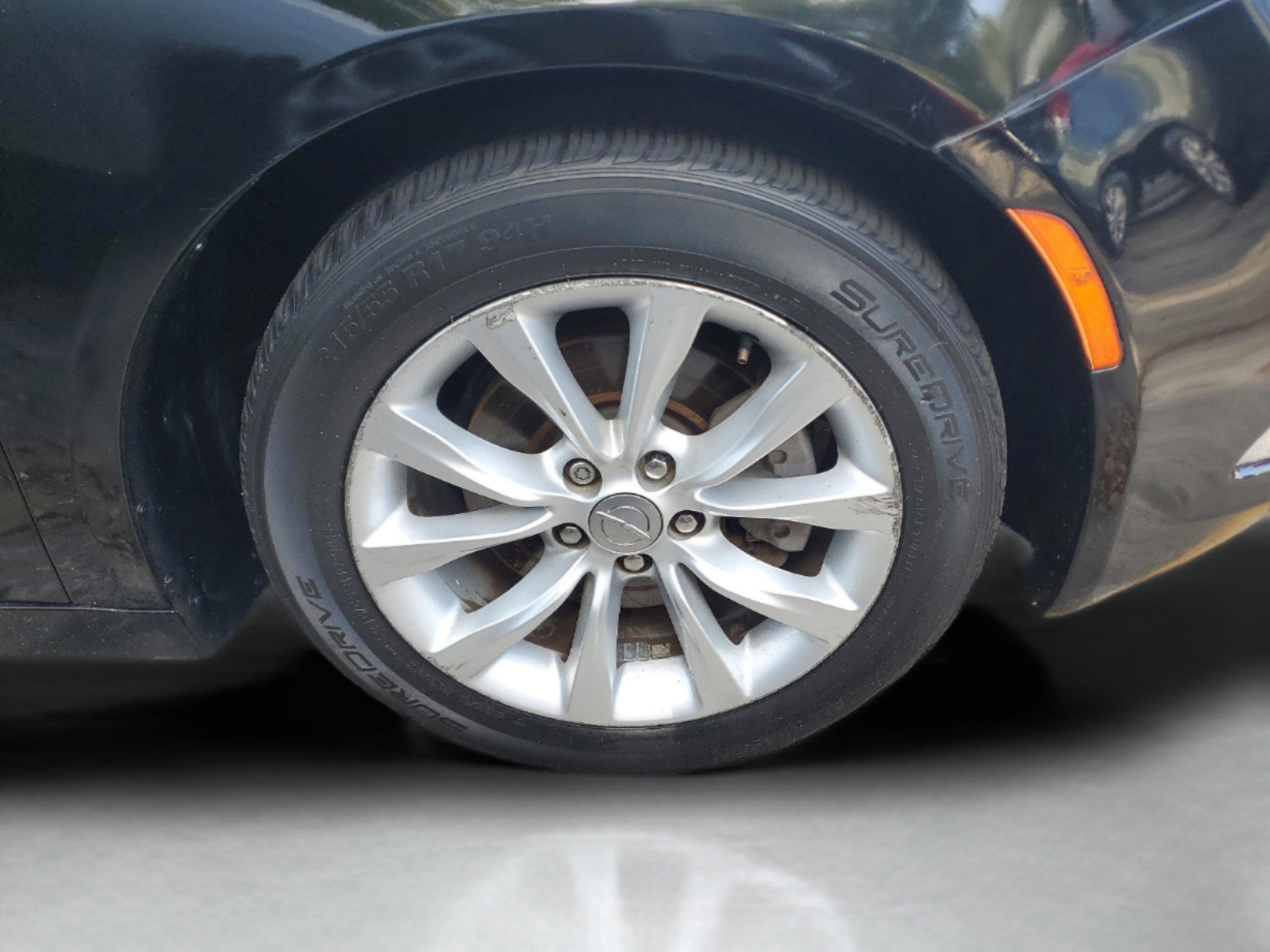 Used 2015 Chrysler 200 C w/ Navigation & Sound Group I FWD image 30