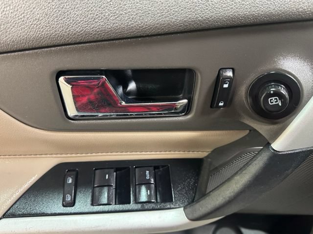 Used 2013 Ford Edge SEL AWD/4WD image 12