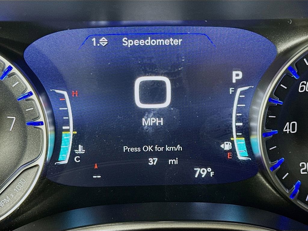 New 2026 Chrysler Pacifica Select image 11