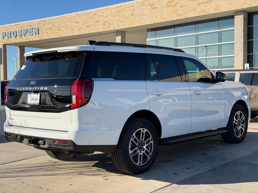 New 2025 Ford Expedition Active image 19