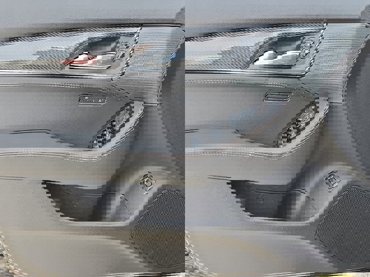 Used 2025 Cadillac CT5 Sport w/ Technology Package image 11