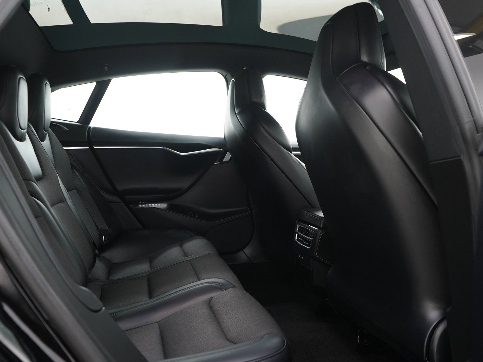 Used 2018 Tesla Model S 100D AWD/4WD image 12