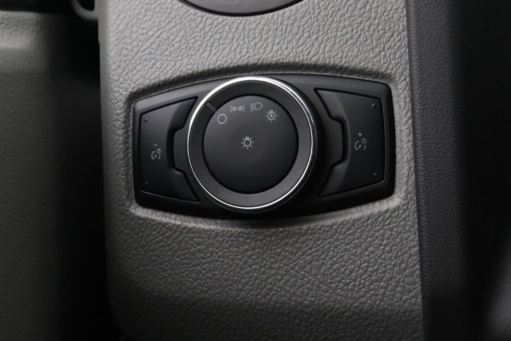 Used 2024 Ford E-450 and Econoline 450 Super Duty w/ Power Windows & Locks Group image 25