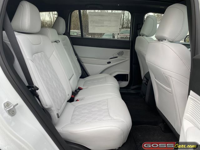 New 2026 Jeep Cherokee Overland image 8