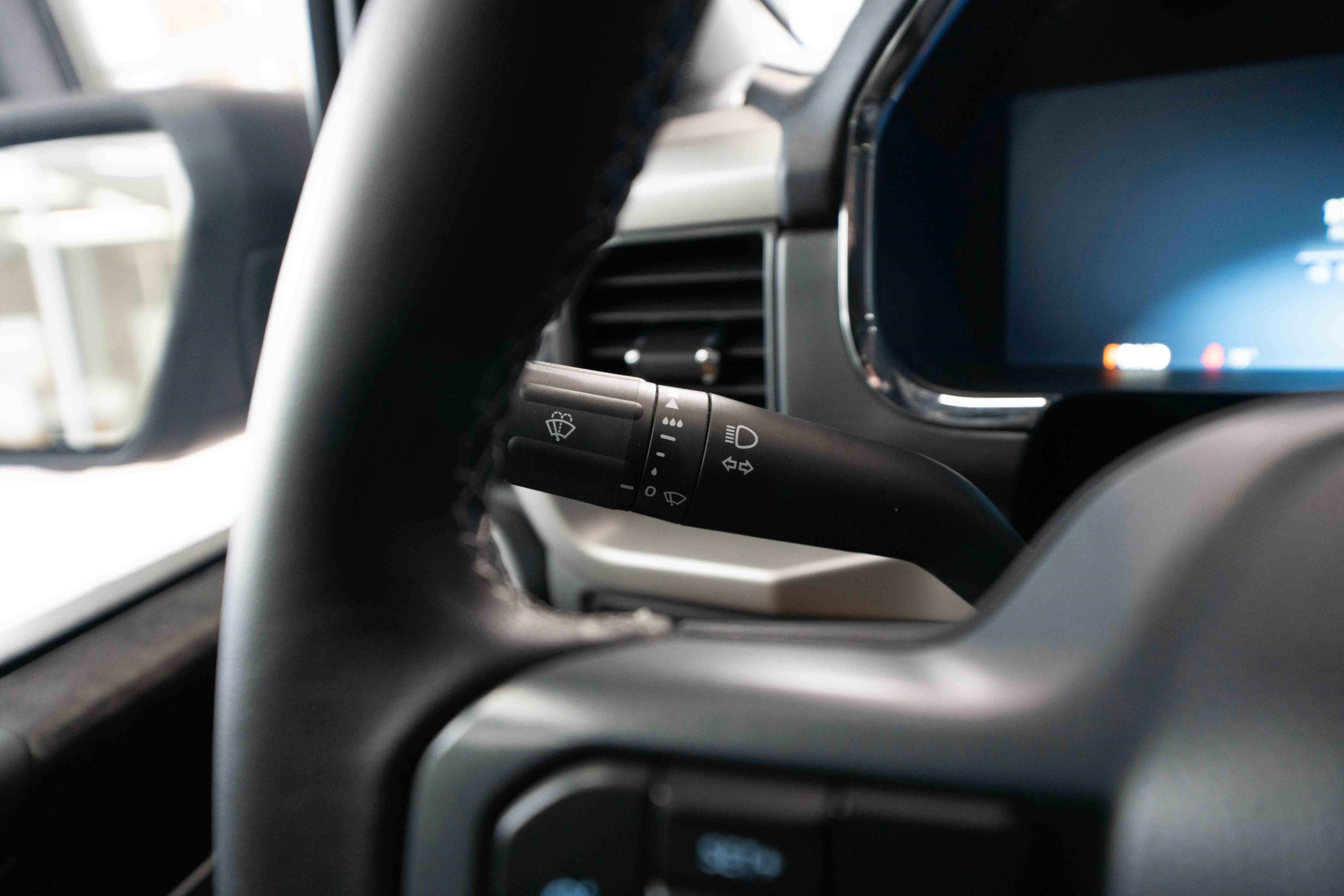 Used 2023 Ford F150 Lightning XLT image 13