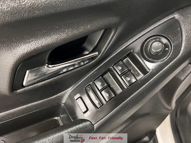 Used 2020 Chevrolet Trax LS FWD image 26