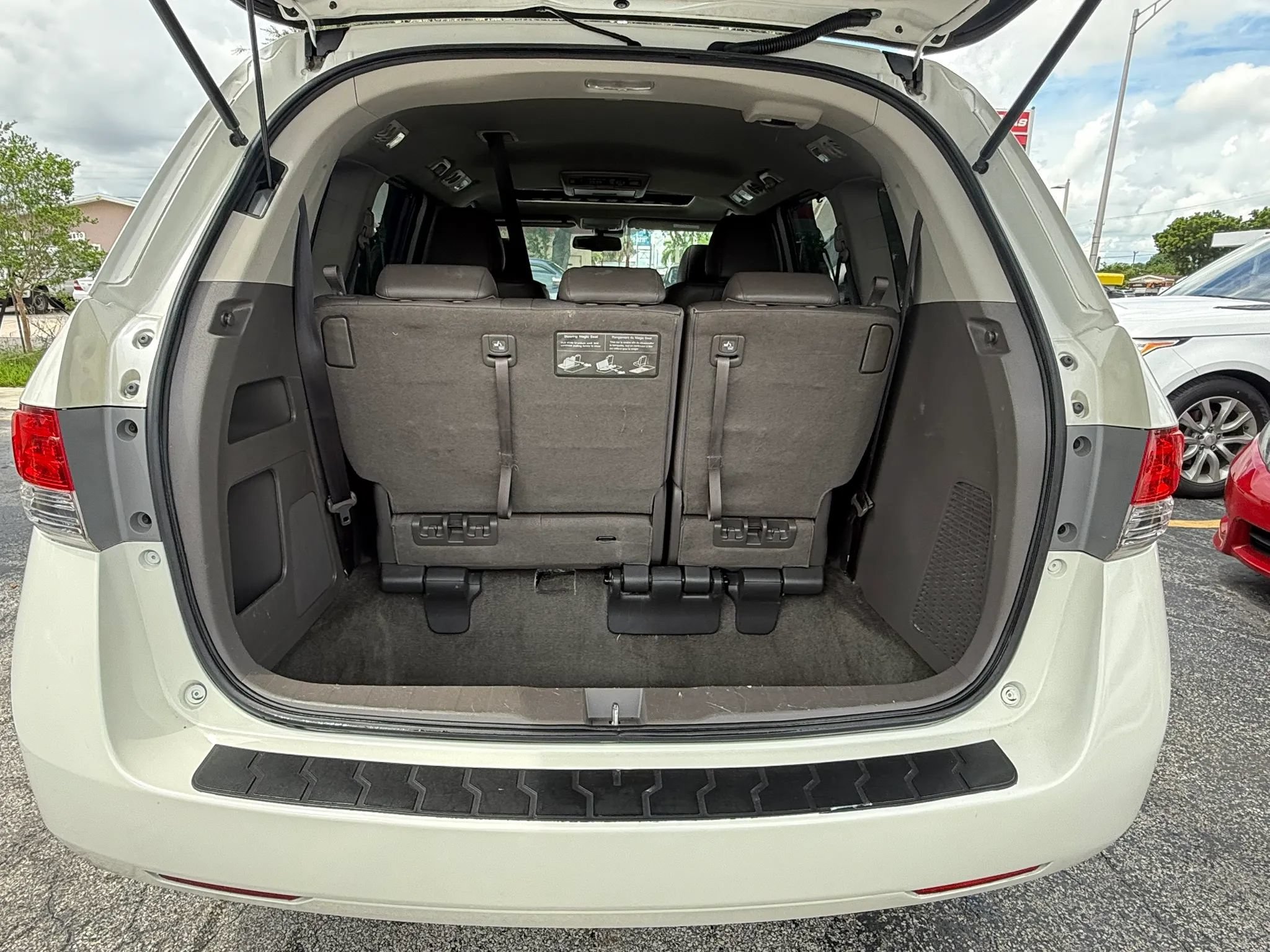 Used 2015 Honda Odyssey EX-L image 25