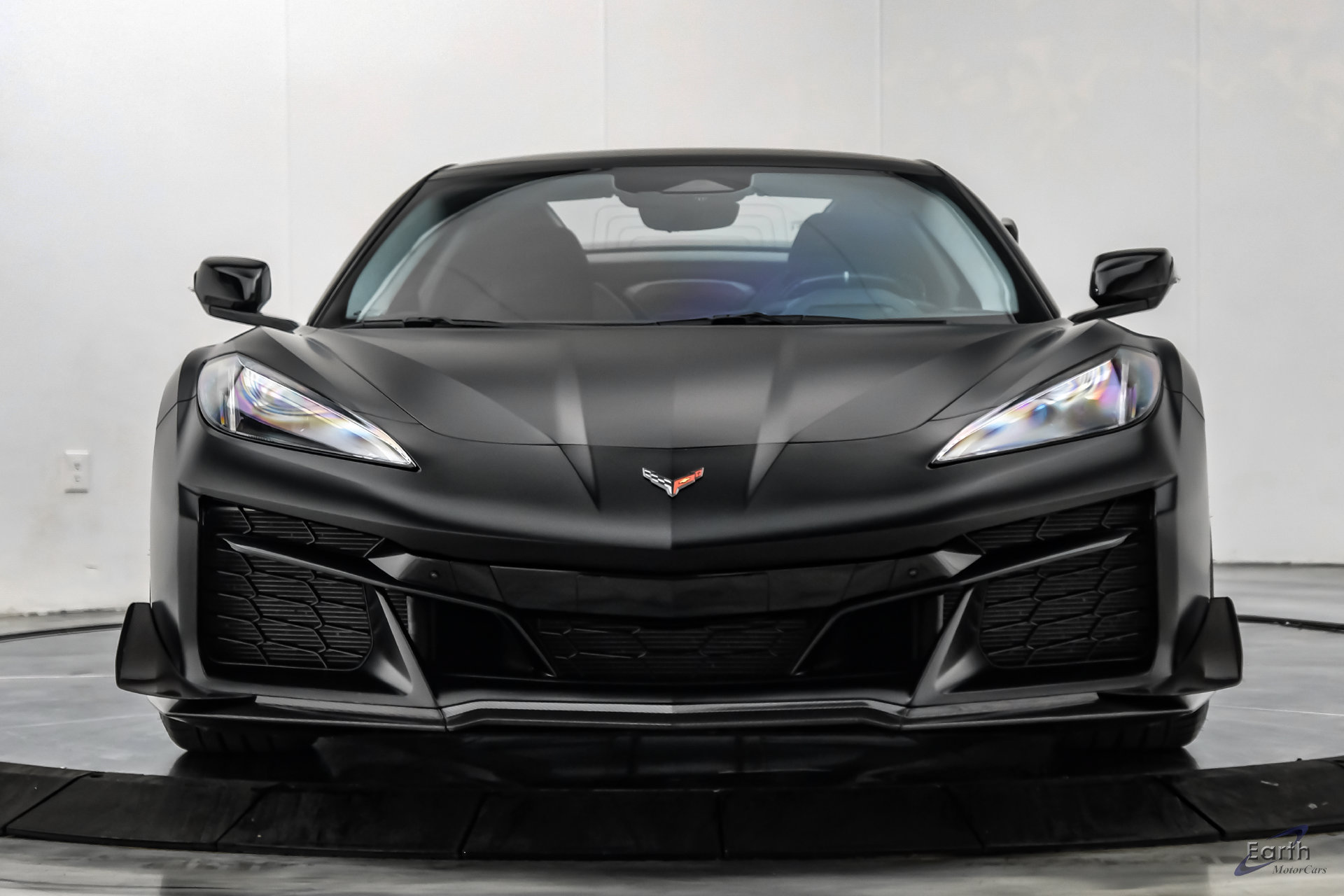 Used 2024 Chevrolet Corvette Z06 w/ Z07 Performance Package RWD image 35