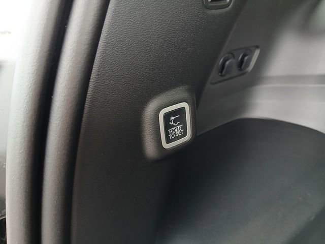 New 2026 Jeep Cherokee Limited image 31