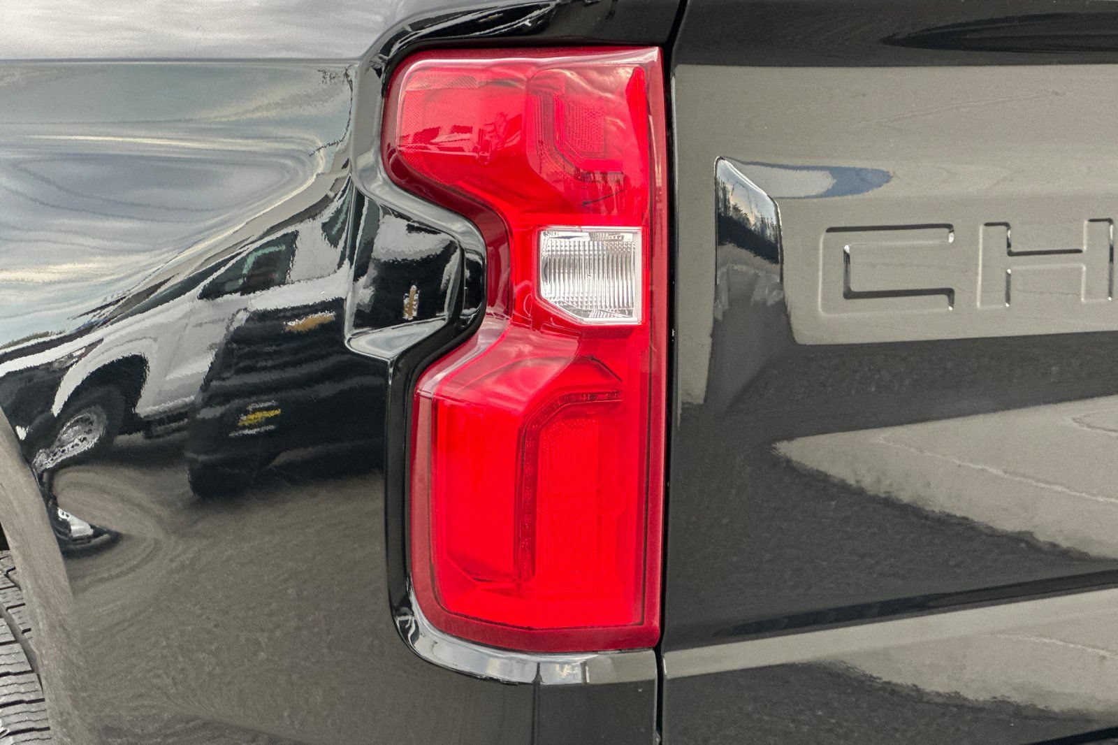 Certified 2020 Chevrolet Silverado 1500 RST w/ All-Star Edition RWD image 37