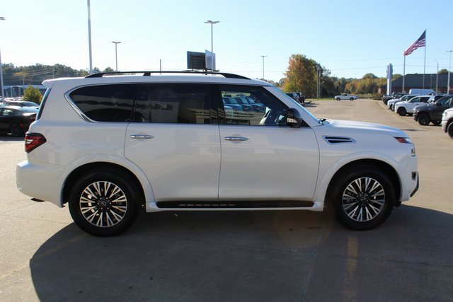 Used 2024 Nissan Armada SL w/ Midnight Edition Package image 5