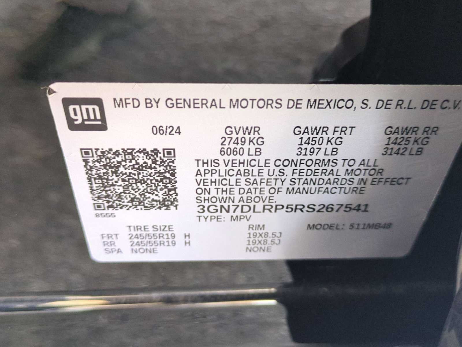 Used 2024 Chevrolet Equinox EV LT FWD image 30
