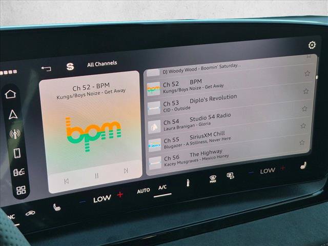 New 2027 Audi SQ6 e-tron Premium Plus AWD/4WD image 13