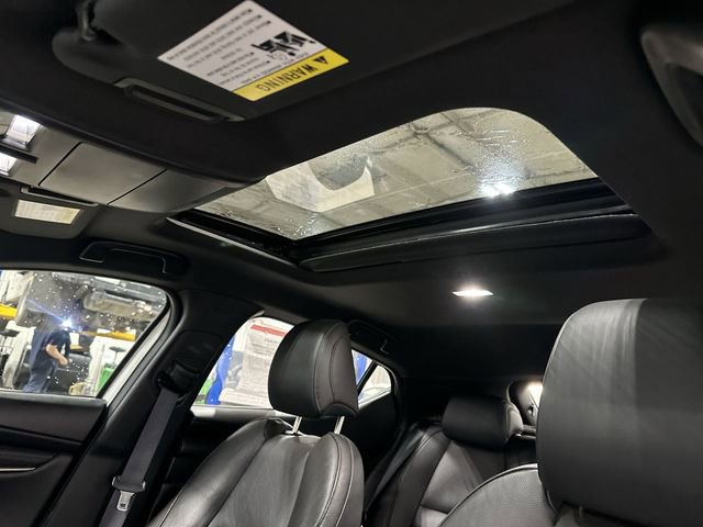 Certified 2024 MAZDA MAZDA3 Hatchback w/Premium Plus Pkg image 20