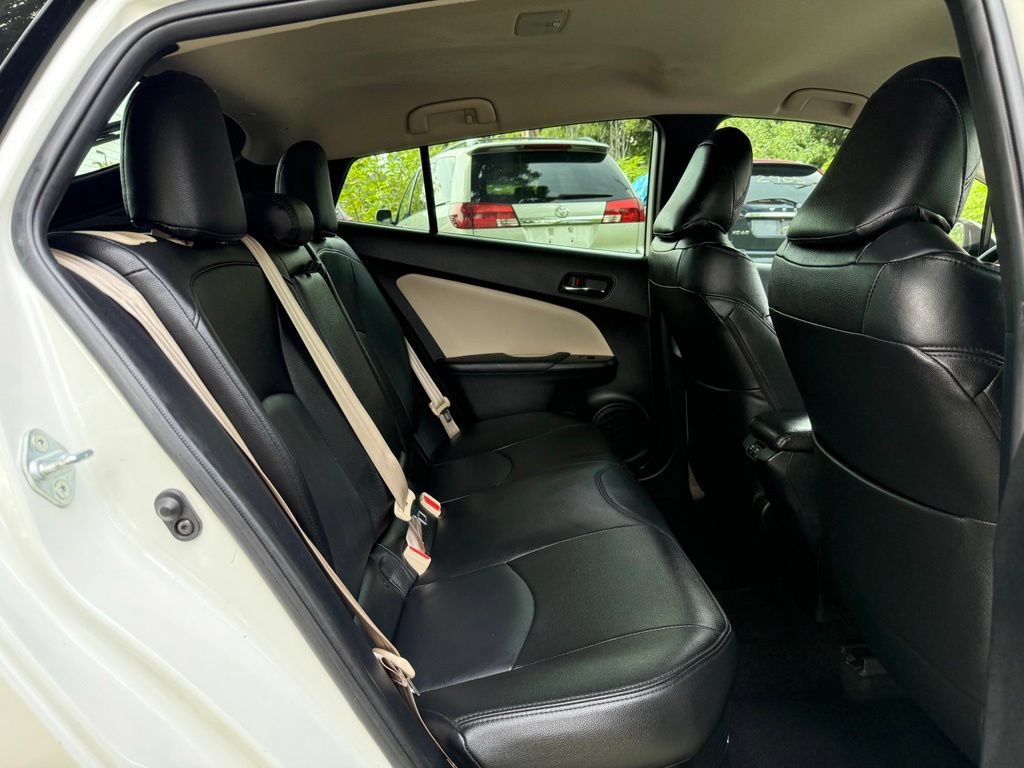 Used 2019 Toyota Prius LE FWD image 15