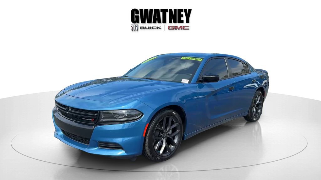 Used 2023 Dodge Charger SXT w/ Blacktop Package RWD image 2