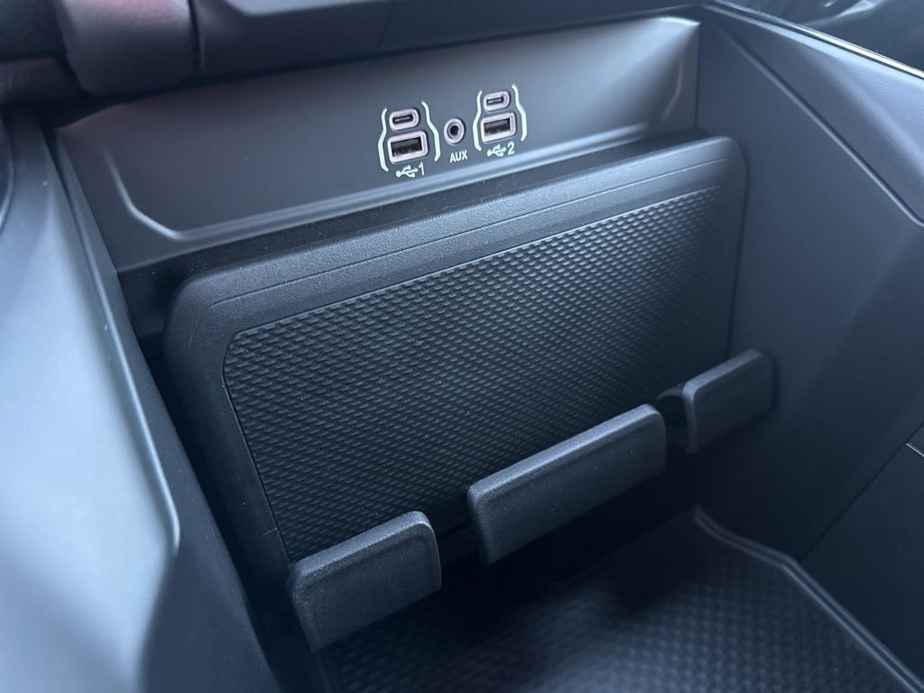 New 2026 RAM 1500 Express AWD/4WD image 23