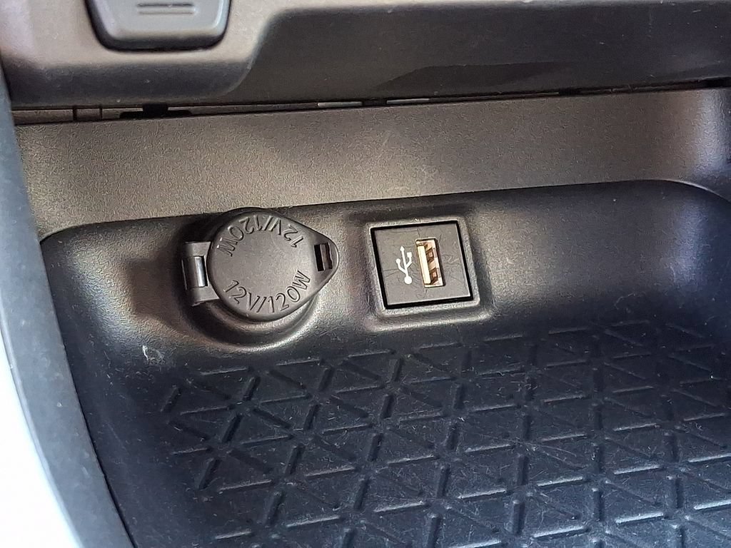 Certified 2025 Toyota RAV4 XLE AWD/4WD image 27