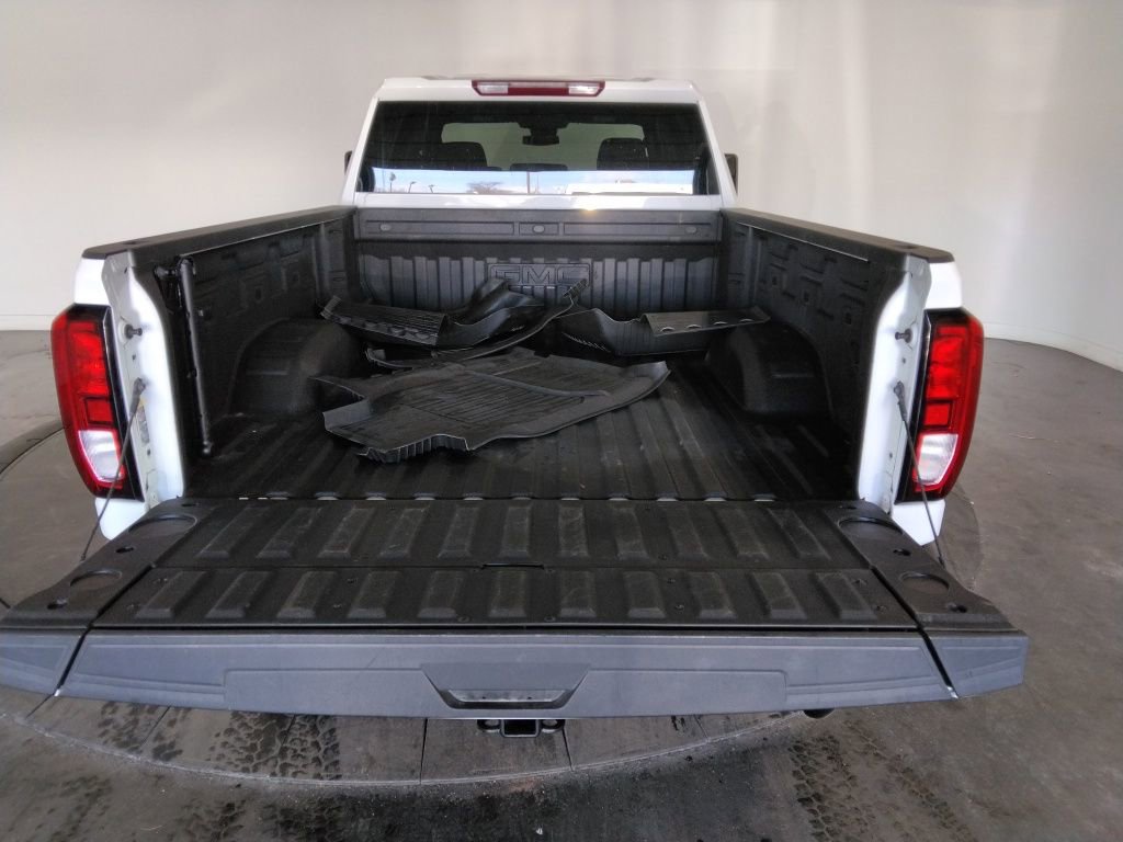 Used 2024 GMC Sierra 2500 SLE image 9