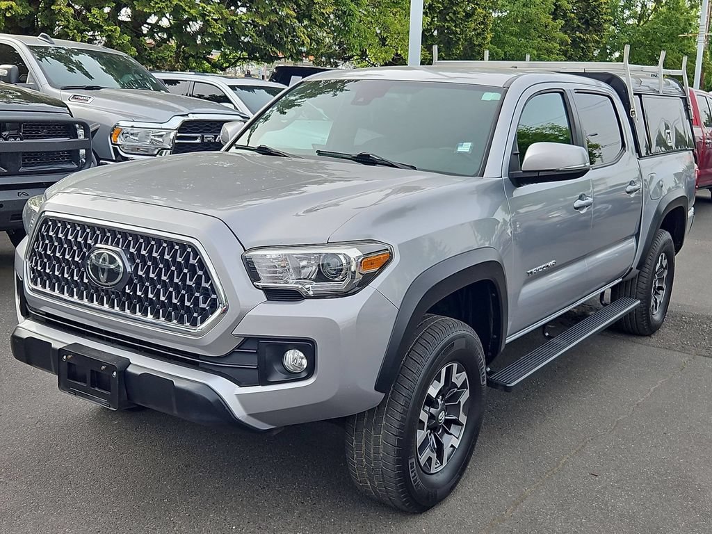 Used 2019 Toyota Tacoma TRD Off-Road AWD/4WD image 3