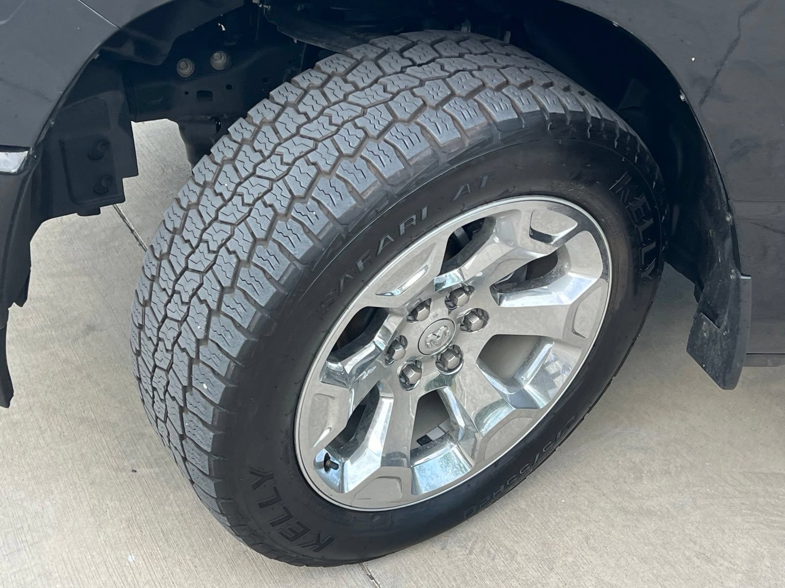 Used 2024 RAM 1500 Big Horn AWD/4WD image 10