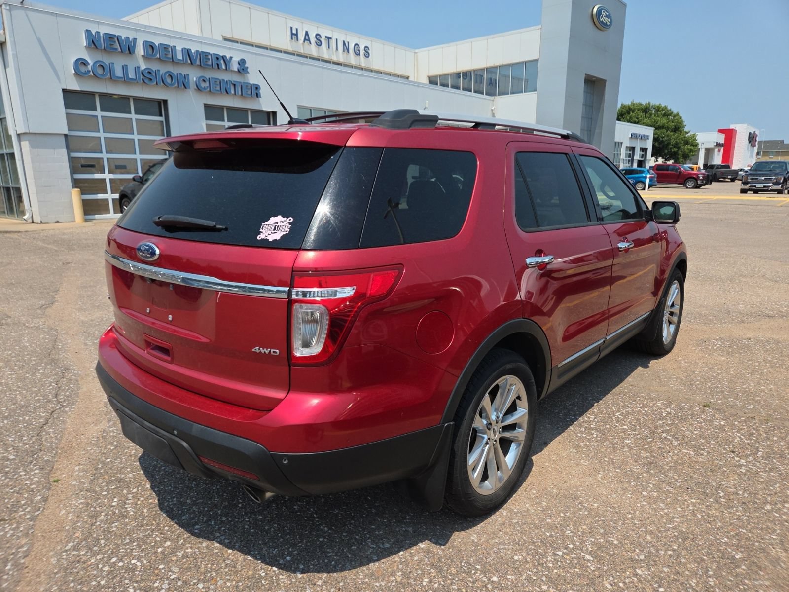 Used 2011 Ford Explorer XLT w/ 202A Rapid Spec Order Code AWD/4WD image 5
