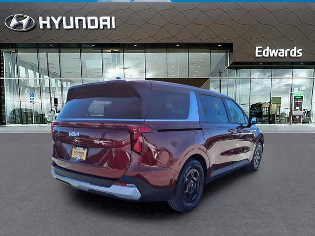 Used 2025 Kia Carnival image 8