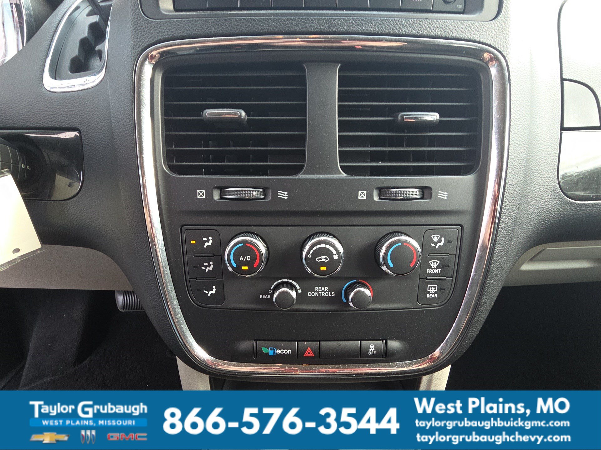 Used 2014 Dodge Grand Caravan SE w/ Quick Order Package 29E SE FWD image 22
