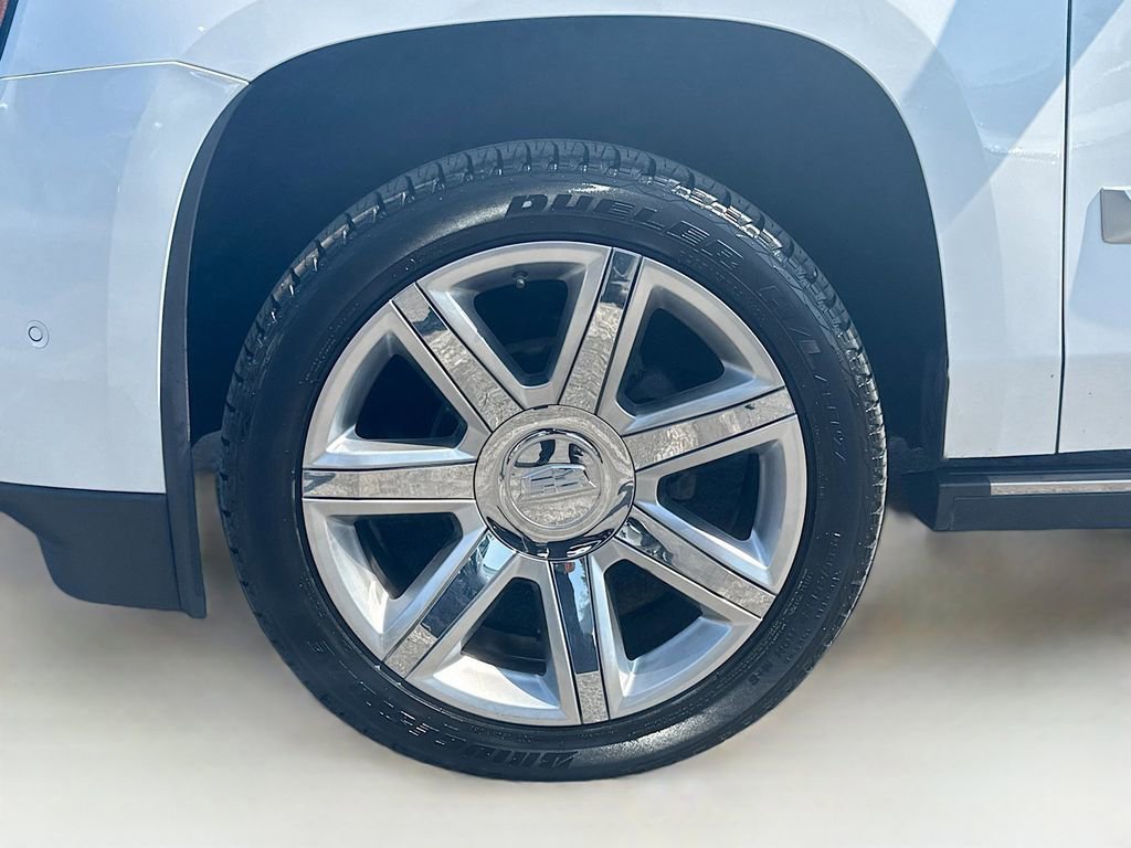 Used 2020 Cadillac Escalade ESV Premium Luxury AWD/4WD image 34