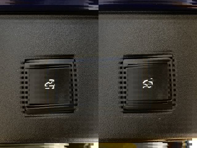 Used 2021 Volkswagen ID.4 Pro S image 8