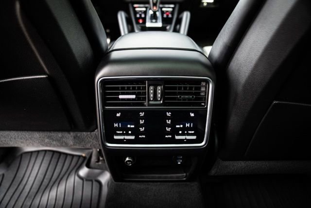 Used 2021 Porsche Cayenne GTS image 43
