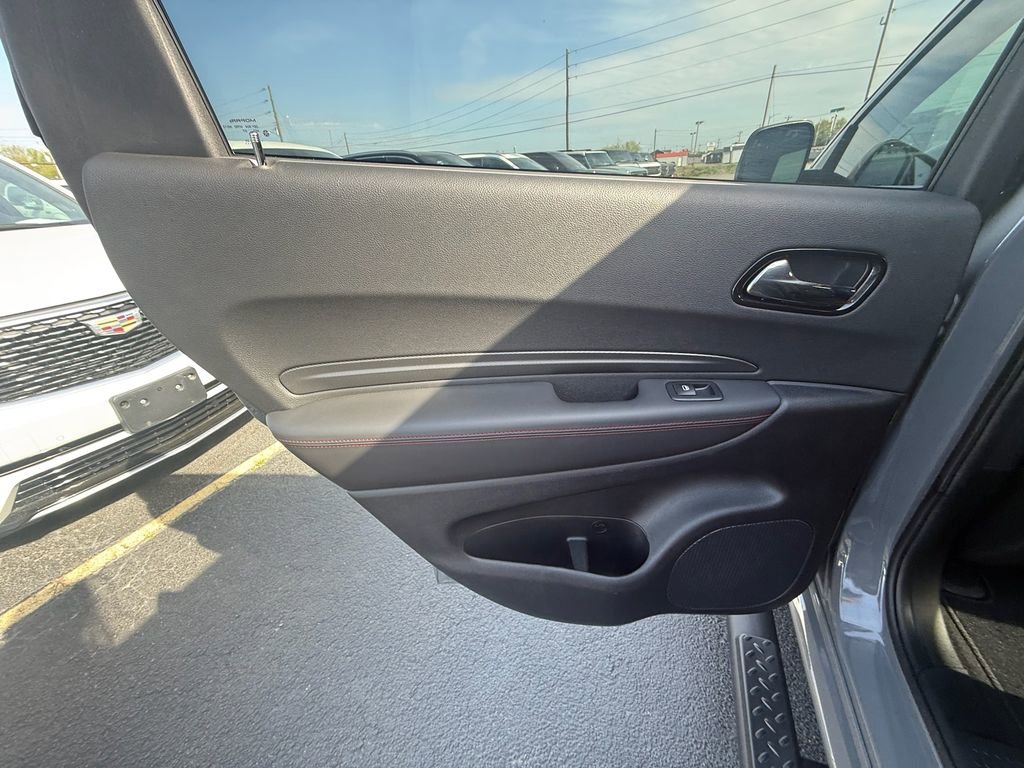 Used 2023 Dodge Durango R/T image 18