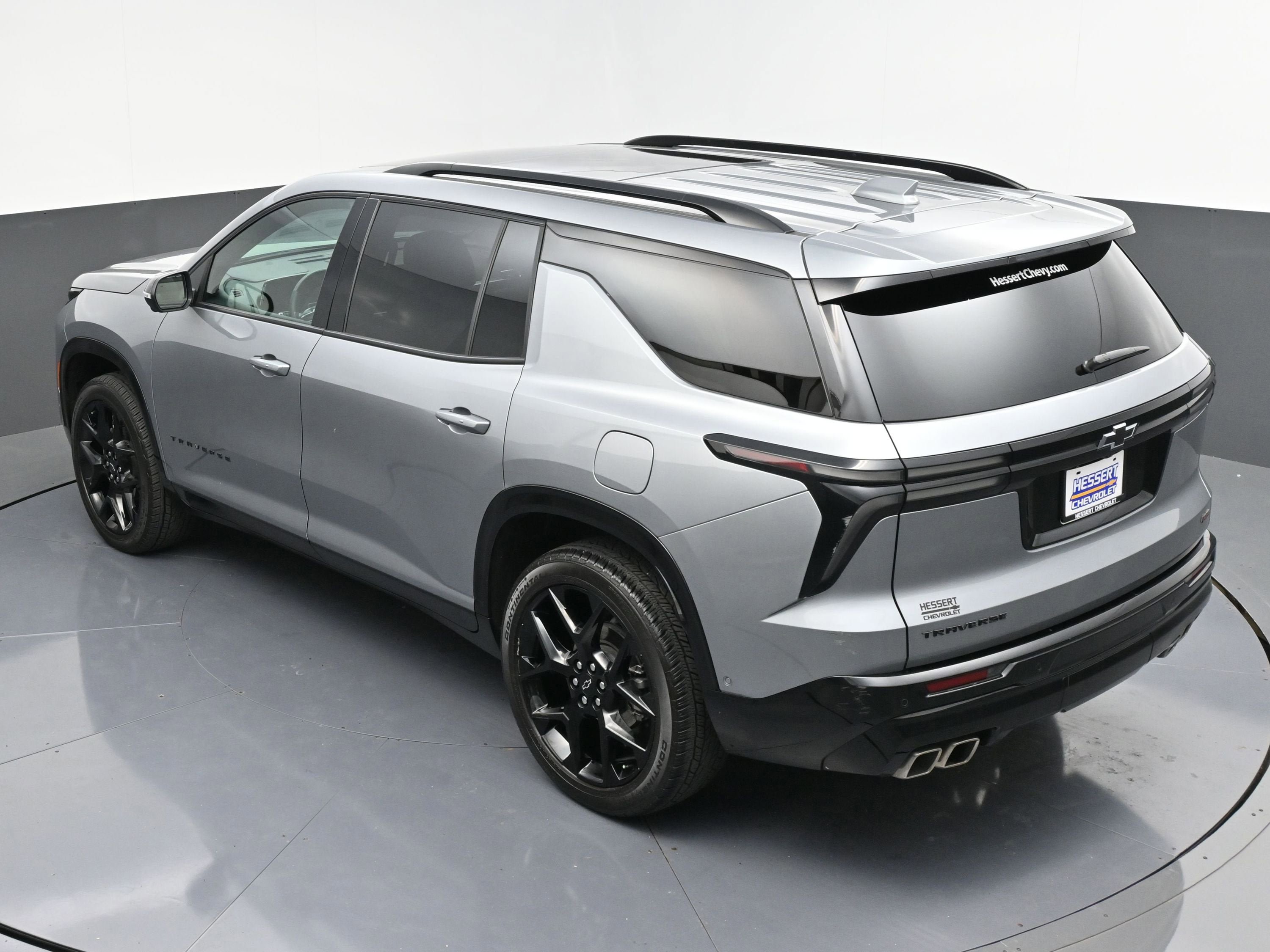 Used 2024 Chevrolet Traverse RS FWD image 53