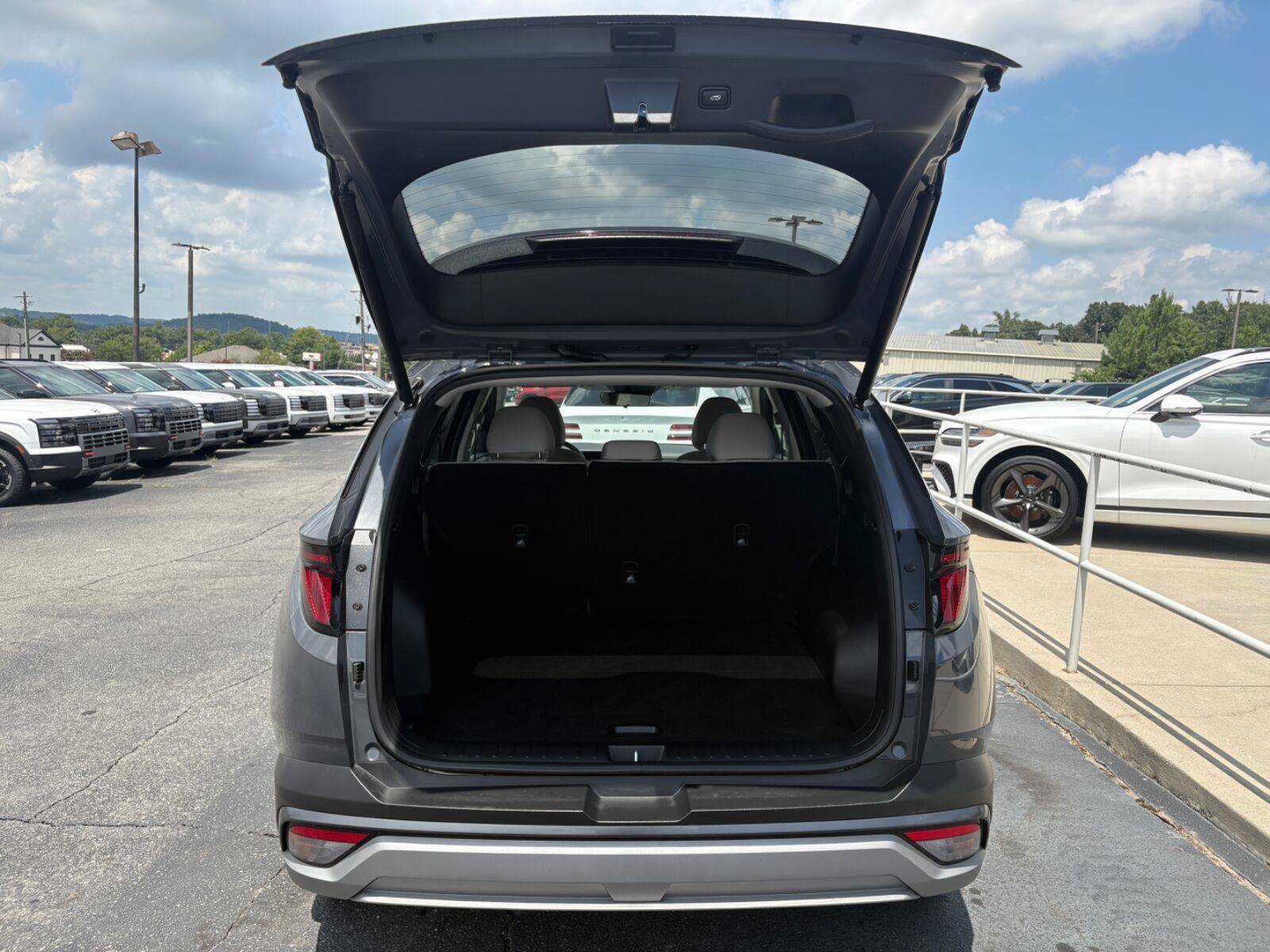 Certified 2026 Hyundai Tucson SEL Plus FWD image 9