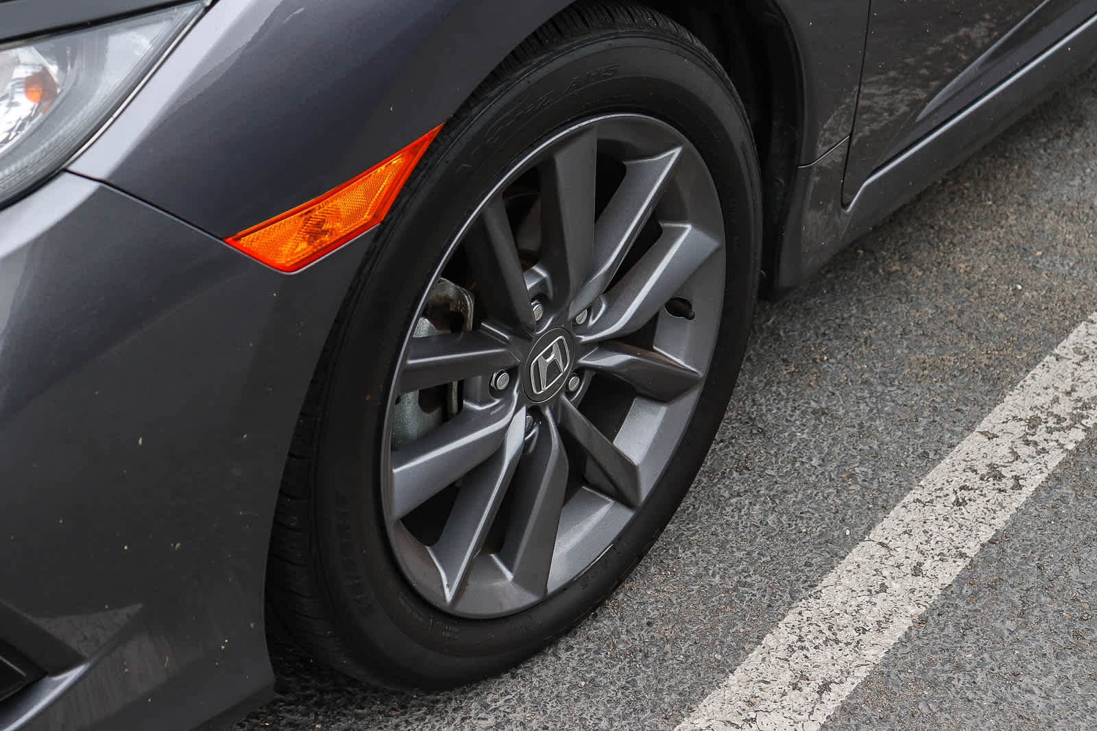 Used 2019 Honda Civic EX-L image 4