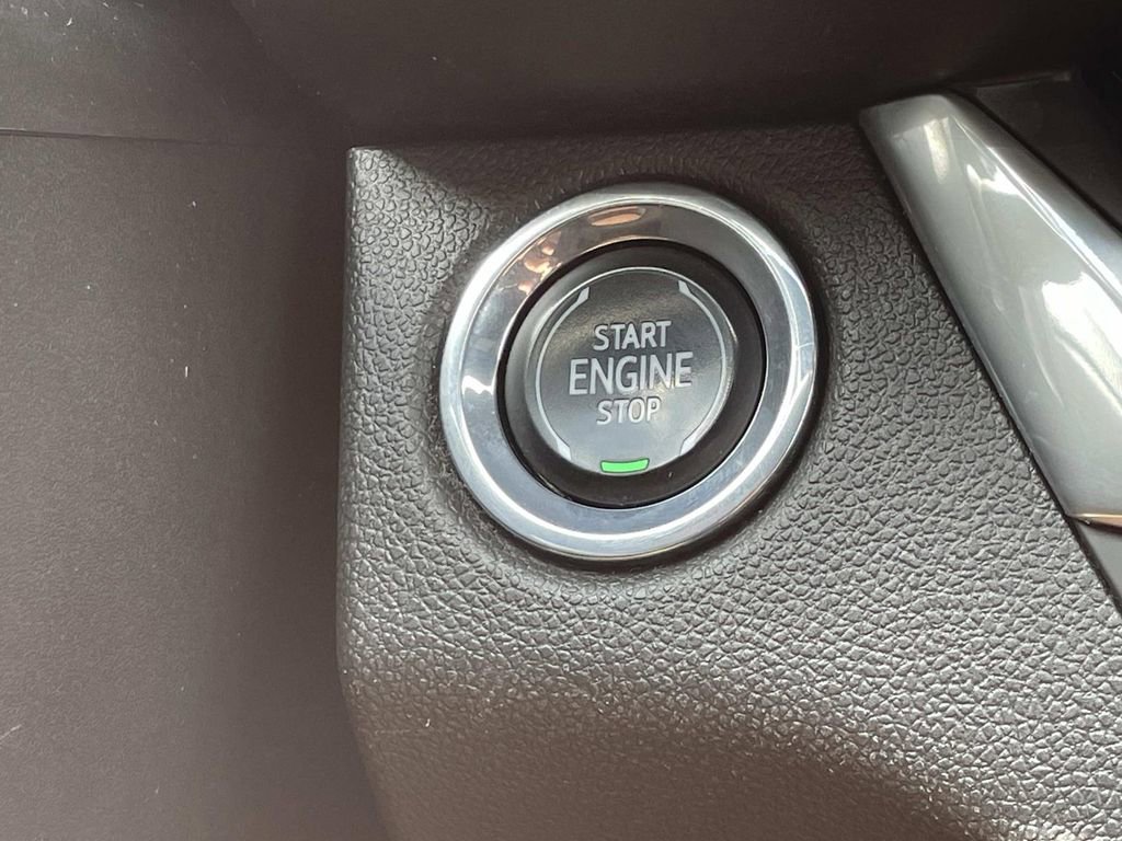Used 2024 Buick Envista Preferred w/ Convenience I Package FWD image 23