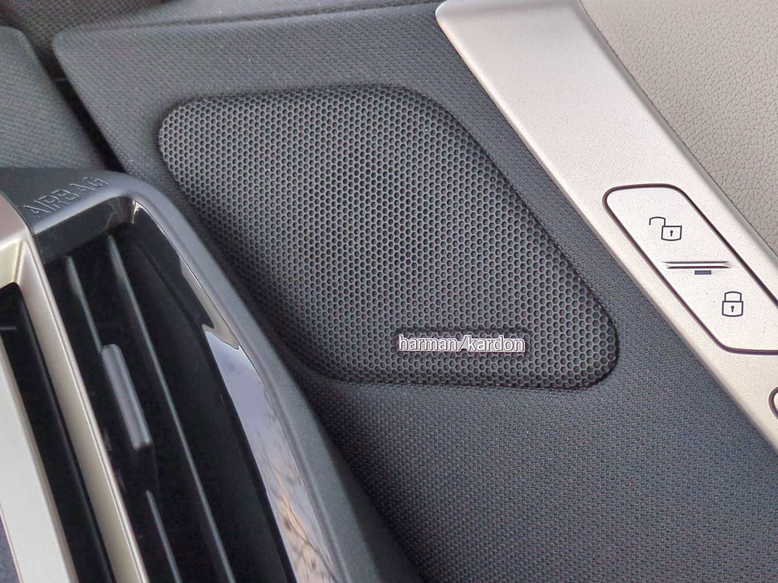 New 2025 BMW iX xDrive50 image 32