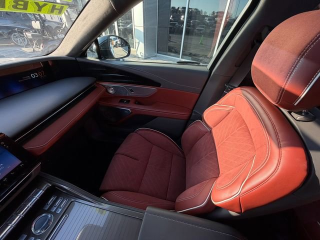 Used 2024 Lincoln Nautilus Black Label w/ Jet Appearance Package (87T) image 22