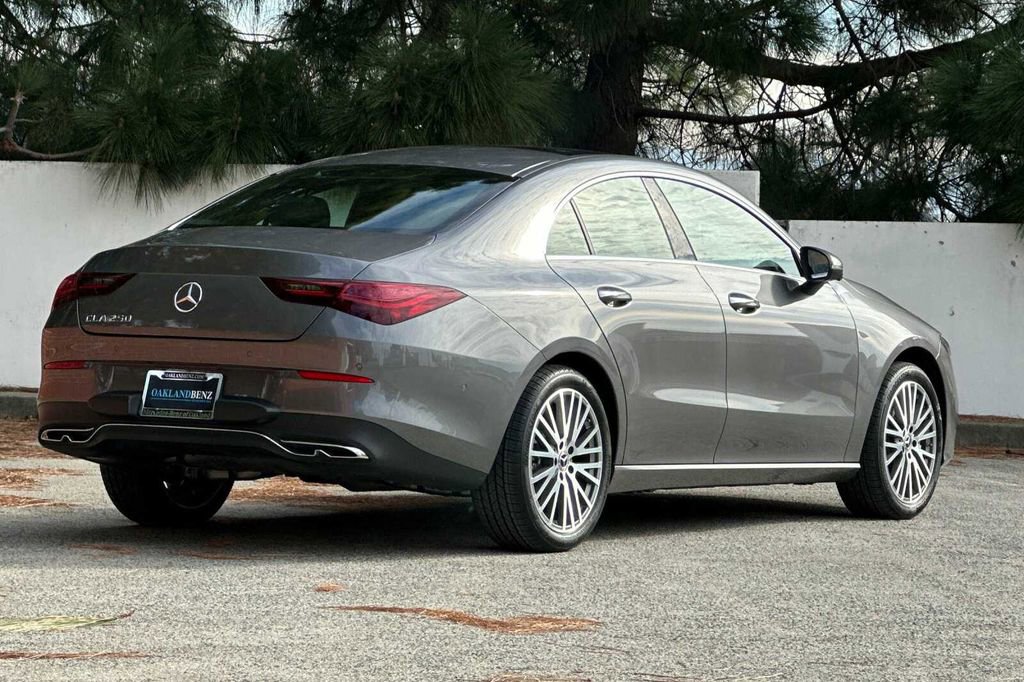 Certified 2026 Mercedes-Benz CLA 250 image 4