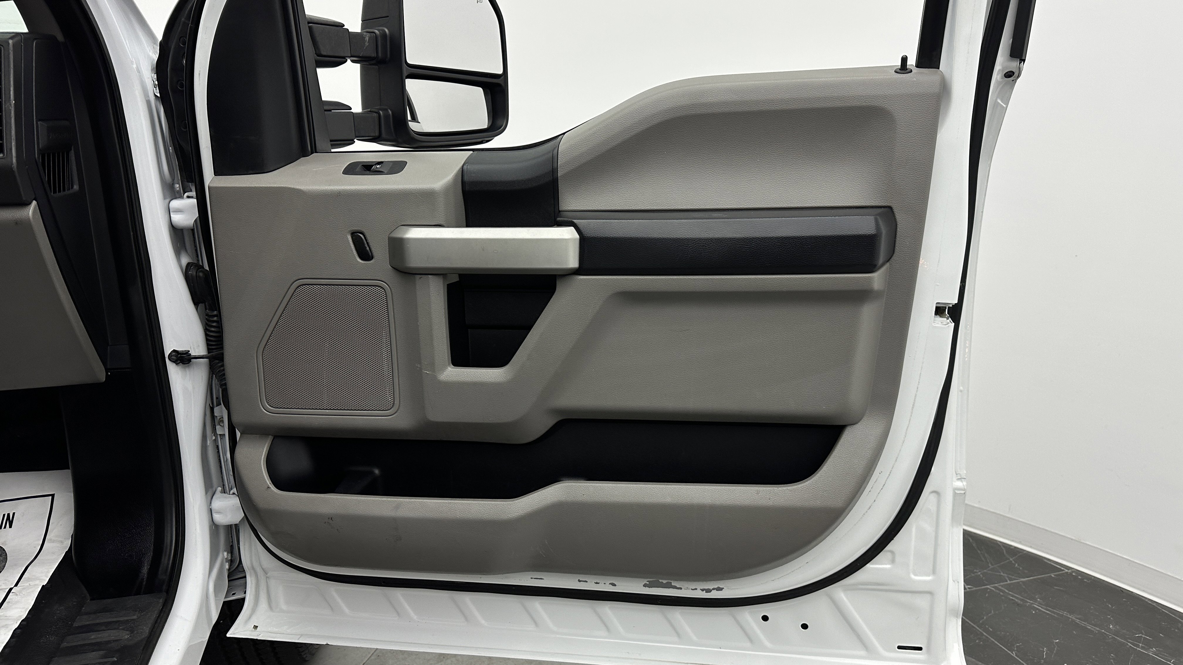 Used 2020 Ford F350 XL image 28