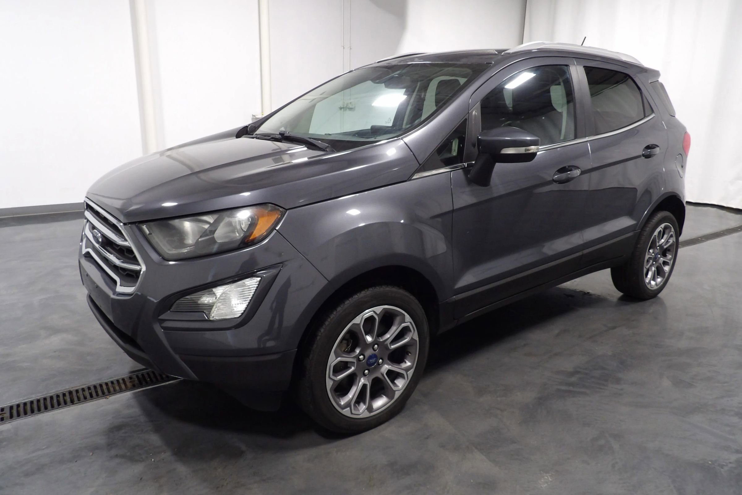 Used 2020 Ford EcoSport Titanium image 3